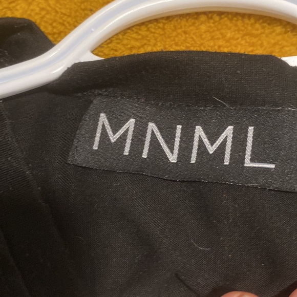 Black dress with slit up leg - Picture 4 of 6